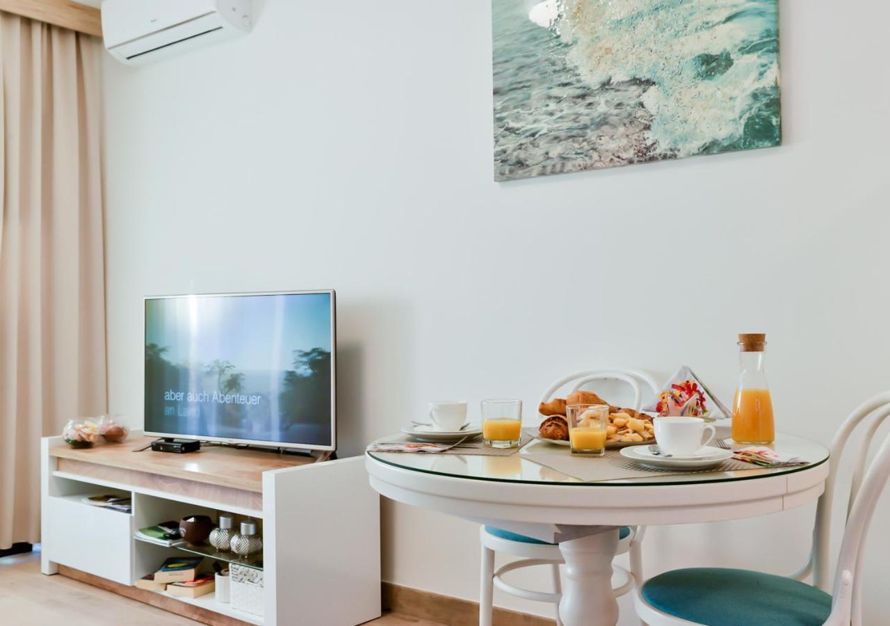 Apartments Villa Rosi ウマグ エクステリア 写真