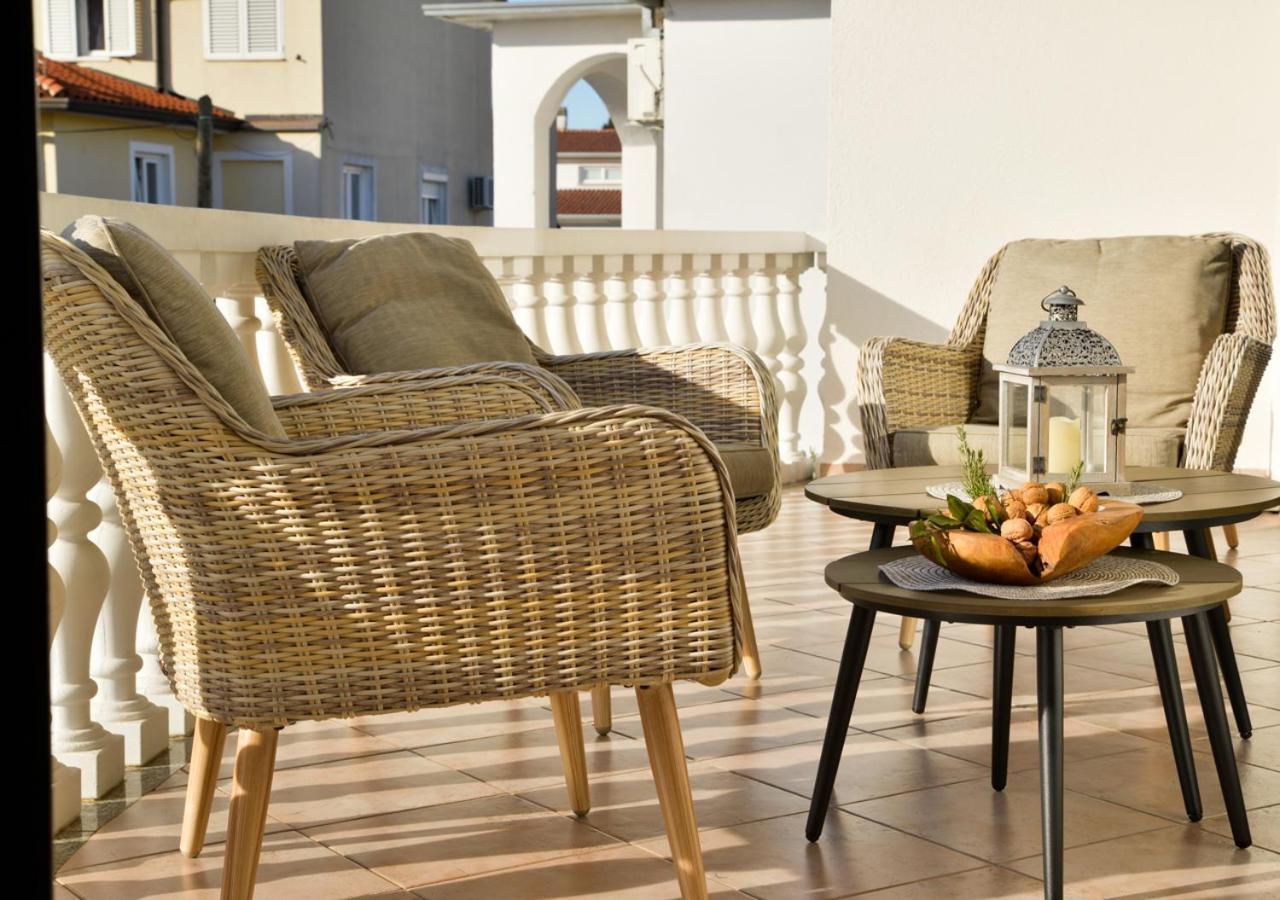 Apartments Villa Rosi ウマグ エクステリア 写真